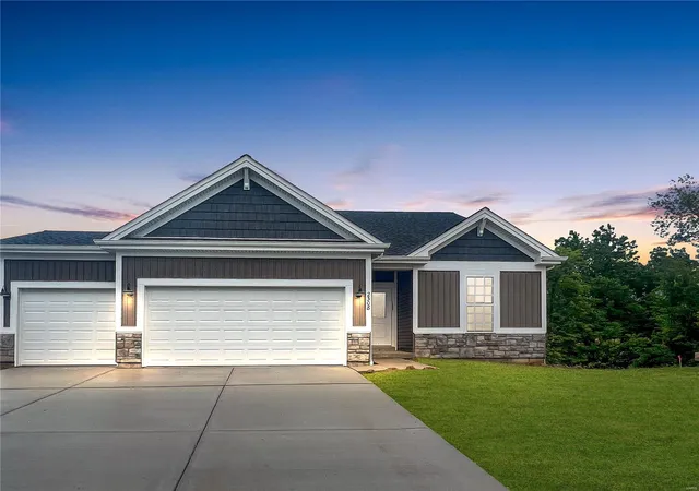 1st image of 59 Nat's View #59 STB, Washington, MO 63090 | MLS# 25021906