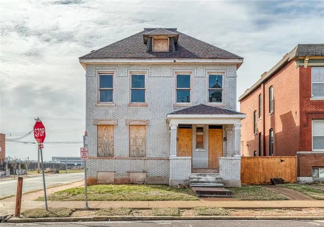 Single family home for sale at 2300 Saint Louis Ave, Saint Louis, MO 63106 | MLS# 25021909