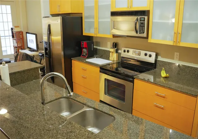 Listing Photo 5 - Condo for sale in building located at 1136 Washington Ave, St. Louis, MO 63101 - Unit #312