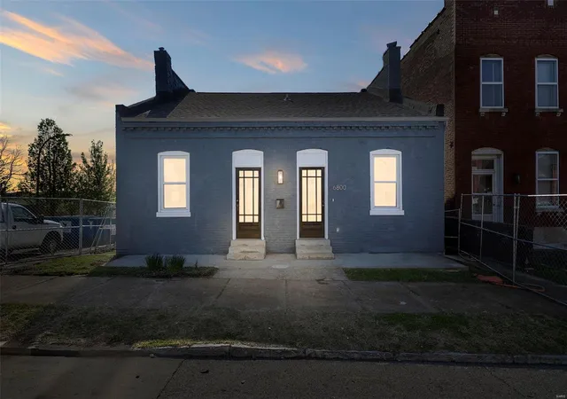 Photo 1 of Single family home for sale at 6800 Minnesota Avenue, Saint Louis, MO 63111 | MLS# 25022126 | Listing updated on 2025-04-11