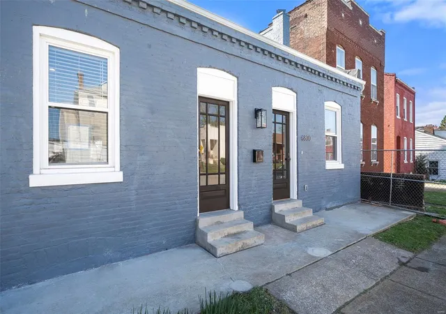Photo 3 of Single family home for sale at 6800 Minnesota Avenue, Saint Louis, MO 63111 | MLS# 25022126 | Listing updated on 2025-04-11