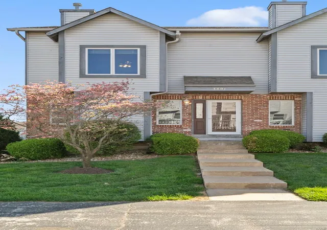 Photo 1 of Townhouse for sale at 3801 Sherman Park Dr #8G, Saint Charles, MO 63303 | MLS# 25022153 | Listing updated on 2025-05-12