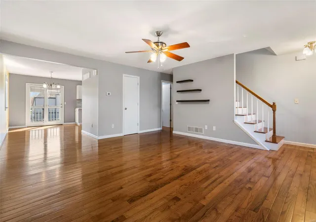 Photo 3 of Townhouse for sale at 3801 Sherman Park Dr #8G, Saint Charles, MO 63303 | MLS# 25022153 | Listing updated on 2025-05-12