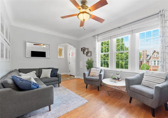 Photo 4 of Single family home for sale at 5328 Walsh St, Saint Louis, MO 63109 | MLS# 25022236 | Listing updated on 2025-05-08