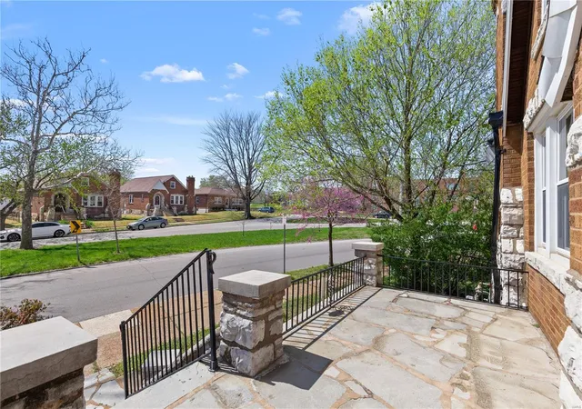 Photo 2 of Single family home for sale at 5257 Oleatha Ave, Saint Louis, MO 63139 | MLS# 25022242 | Listing updated on 2025-04-11