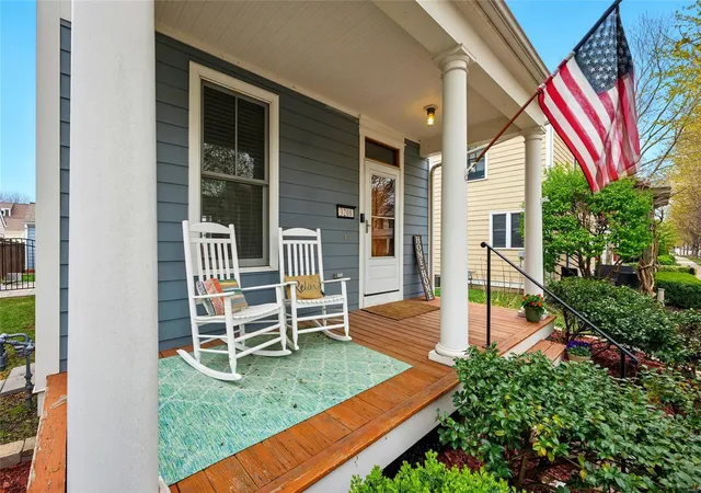 Photo 1 of Single family home for sale at 3208 S Mester St, Saint Charles, MO 63301 | MLS# 25022349 | Listing updated on 2025-04-10
