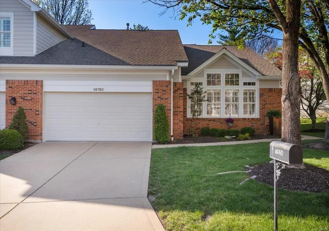 Photo 1 of Condo for sale at 16762 Chesterfield Blfs Cir, Chesterfield, MO 63005 | MLS# 25022443 | Listing updated on 2025-04-10