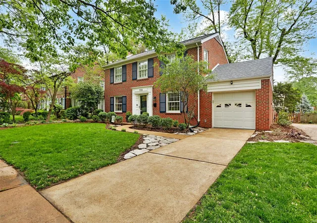 Photo 3 of Single family home for sale at 7159 Cambridge Ave, Saint Louis, MO 63130 | MLS# 25022447 | Listing updated on 2025-04-30