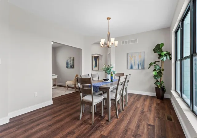 Photo 4 of Single family home for sale at 116 Hvn Ridge Ct, O Fallon, MO 63368 | MLS# 25022452 | Listing updated on 2025-04-10
