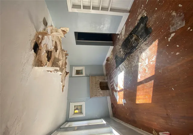 Photo 2 of Single family home for sale at 5359 Maffitt Ave, Saint Louis, MO 63112 | MLS# 25022461 | Listing updated on 2025-04-11