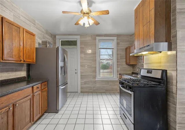 Photo 3 of Single family home for sale at 5027 Steffens Ave, Saint Louis, MO 63116 | MLS# 25022526 | Listing updated on 2025-04-12