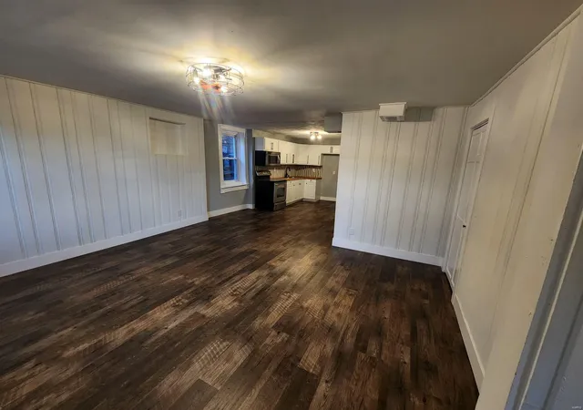 Photo 3 of Single family home for sale at 4105 Louisiana Ave, Saint Louis, MO 63118 | MLS# 25022726 | Listing updated on 2025-04-11