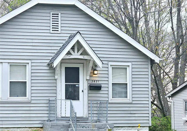 Photo 1 of Single family home for sale at 2831 Old Hanley Rd, Saint Louis, MO 63114 | MLS# 25022741 | Listing updated on 2025-04-12
