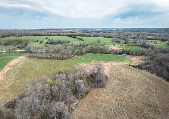Homes for sale in Stoutland, MO | 29660 King Rd, Stoutland, MO 65567 | MLS# 25022910