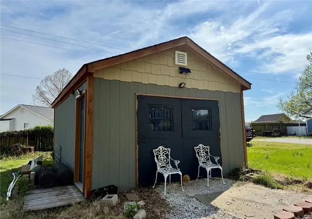 Photo 3 of Land for sale at 538 Hickory Dale Dr, Saint Charles, MO 63304 | MLS# 25023092 | Listing updated on 2025-04-14