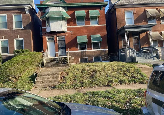 Photo 1 of Multi family home for sale at 4424 Athlone Ave, Saint Louis, MO 63115 | MLS# 25023094 | Listing updated on 2025-04-14