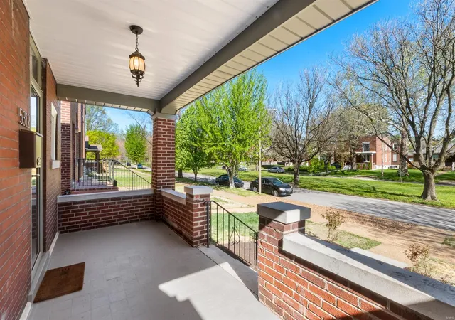 Photo 2 of Single family home for sale at 5312 Reber Pl, Saint Louis, MO 63139 | MLS# 25023163 | Listing updated on 2025-04-23