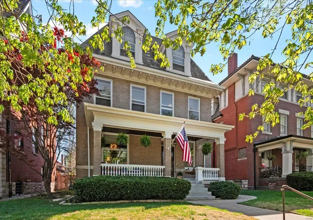 Photo 1 of Single family home for sale at 6182 Kingsbury Ave, Saint Louis, MO 63112 | MLS# 25023189 | Listing updated on 2025-04-16