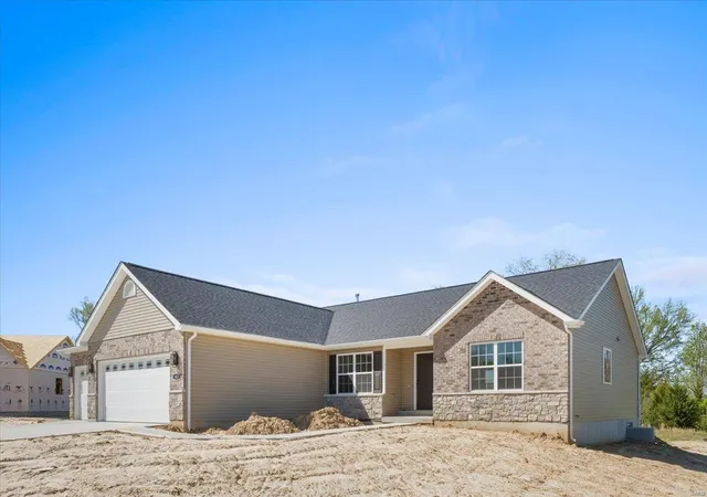 Photo 1 of Single family home for sale at 1423 Wild Ridge Ests Ct, Florissant, MO 63033 | MLS# 25023430 | Listing updated on 2025-04-16