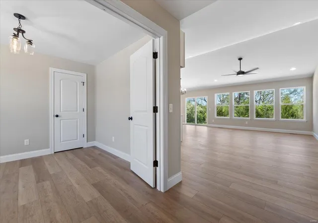Photo 3 of Single family home for sale at 1423 Wild Ridge Ests Ct, Florissant, MO 63033 | MLS# 25023430 | Listing updated on 2025-04-16