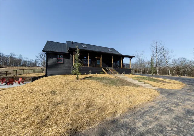 Homes for sale in St. James, MO | 19156 State Route Ee, St. James, MO 65401 | MLS# 25023441