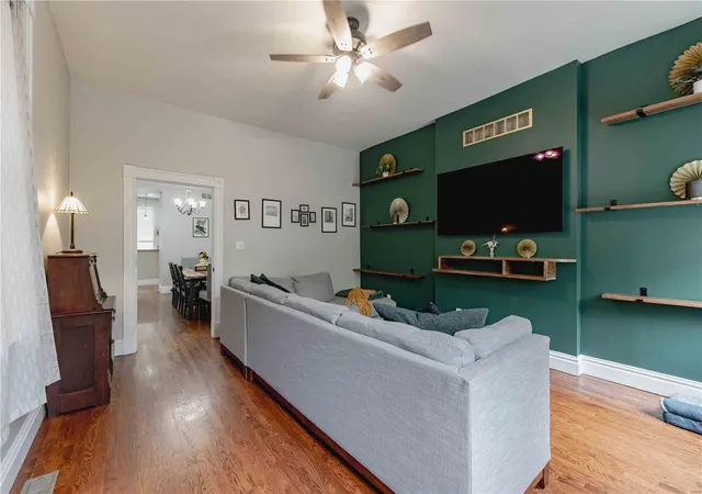Photo 3 of Single family home for sale at 2917 S 18th Street, Saint Louis, MO 63118 | MLS# 25023474 | Listing updated on 2025-05-03