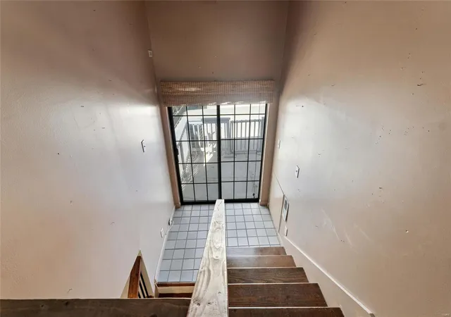 Photo 3 of Single family home for sale at 3159 Pennsylvania Ave, Saint Louis, MO 63118 | MLS# 25023533 | Listing updated on 2025-04-16