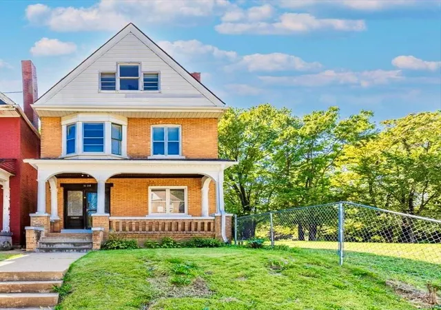 Single family home for sale at 5138 Kensington Ave, Saint Louis, MO 63108 | MLS# 25023610 | Listing updated on 2025-04-16