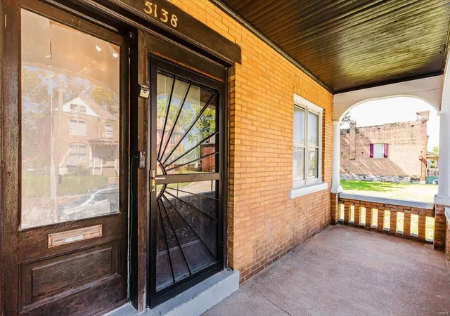Photo 1 of Single family home for sale at 5138 Kensington Ave, Saint Louis, MO 63108 | MLS# 25023610 | Listing updated on 2025-04-16