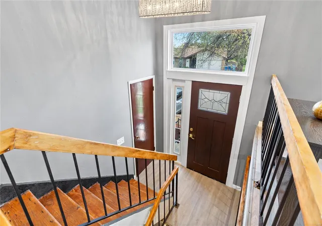 Photo 3 of Single family home for sale at 1958 Cathedral Hill Dr, Saint Louis, MO 63138 | MLS# 25023693 | Listing updated on 2025-04-18
