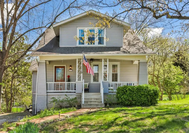 Photo 2 of Single family home for sale at 436 Emmerson Ave, Saint Louis, MO 63122 | MLS# 25023742 | Listing updated on 2025-04-22