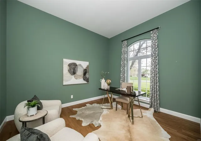 Photo 3 of Single family home for sale at 210 Evesham, Lake Saint Louis, MO 63367 | MLS# 25023745 | Listing updated on 2025-04-18