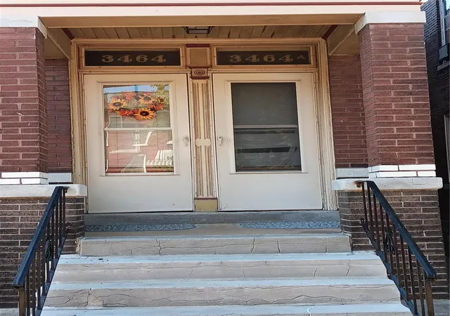 4th image of 3464 Montana St #2, Saint Louis, MO 63118 | MLS# 25023831