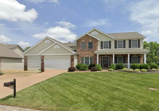 Photo 1 of Sale Pending at 1224 Twinleaf Cir, Saint Peters, MO 63376 | MLS# 25023925 | Listing updated on 2025-04-30