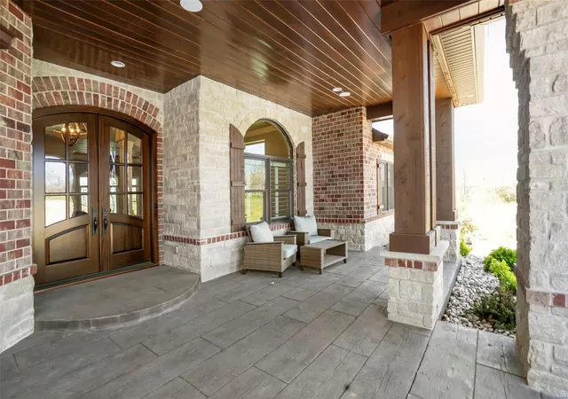 Photo 3 of Single family home for sale at 112 Adonai Ave, Wentzville, MO 63385 | MLS# 25023972 | Listing updated on 2025-04-18