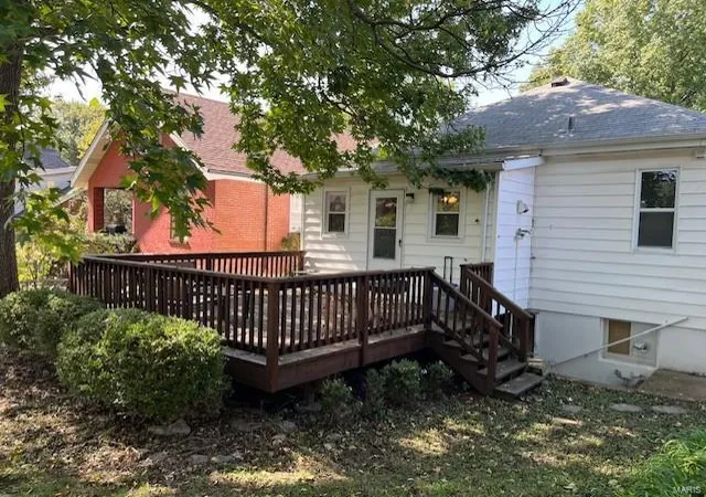 Photo 3 of Single family home for sale at 2116 Blendon Pl, Saint Louis, MO 63143 | MLS# 25023979 | Listing updated on 2025-04-16