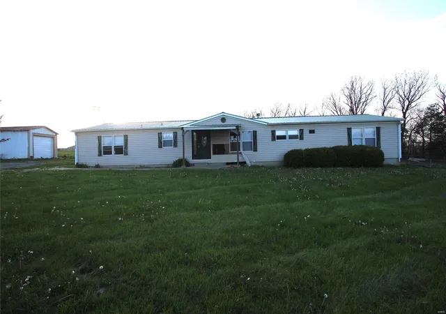 Photo 1 of Single family home for sale at 18297 Heritage Dr, Farmington, MO 63640 | MLS# 25024013 | Listing updated on 2025-04-17