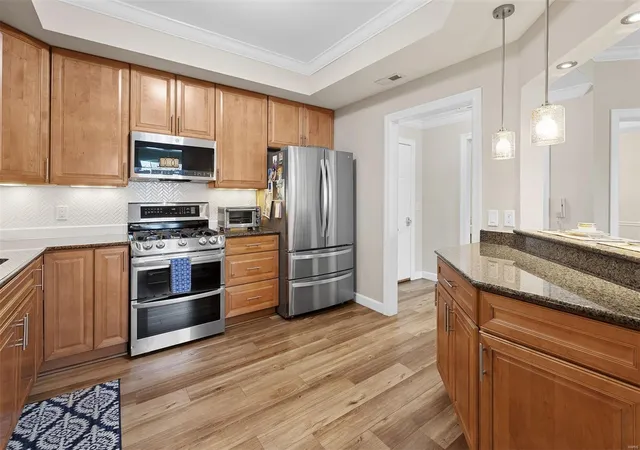 Photo 2 of Condo for sale at 1175 Mill Xing Dr #300, Saint Louis, MO 63141 | MLS# 25024192 | Listing updated on 2025-05-12