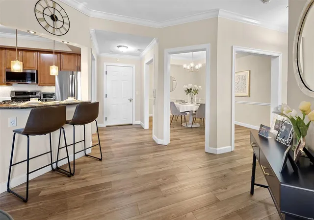 Photo 4 of Condo for sale at 1175 Mill Xing Dr #300, Saint Louis, MO 63141 | MLS# 25024192 | Listing updated on 2025-05-12