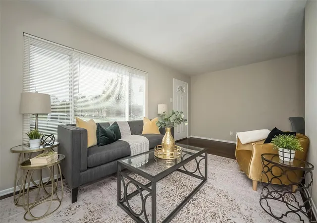 Photo 2 of Single family home for sale at 7617 Alaska Ave, Saint Louis, MO 63111 | MLS# 25024228 | Listing updated on 2025-04-18