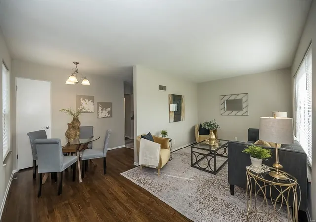 Photo 3 of Single family home for sale at 7617 Alaska Ave, Saint Louis, MO 63111 | MLS# 25024228 | Listing updated on 2025-04-18