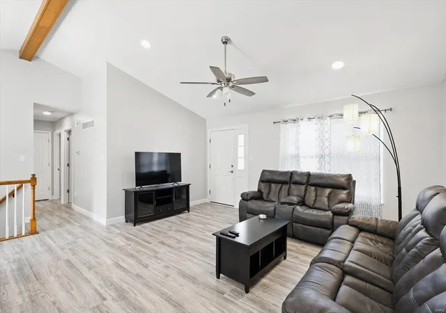 Photo 3 of Single family home for sale at 538 Misty Moss Ln, Saint Peters, MO 63376 | MLS# 25024267 | Listing updated on 2025-04-18
