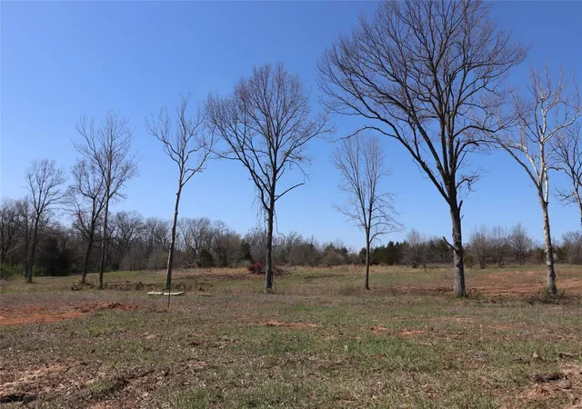 Photo 1 of Land for sale at 0 Greenwood Hills Lot#33, Fulton, MO 65251 | MLS# 25024313 | Listing updated on 2025-04-18