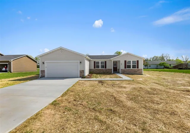 Photo 1 of Single family home for sale at 112 Tupelo St, Advance, MO 63730 | MLS# 25024460 | Listing updated on 2025-04-18