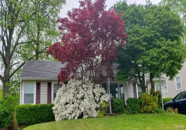 Photo 1 of Sale Pending at 6924 Greenholly Dr, Saint Louis, MO 63123 | MLS# 25024511 | Listing updated on 2025-05-02