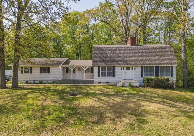 Photo 1 of Single family home for sale at 16747 Chalk Bluff Trl, Dexter, MO 63841 | MLS# 25024786 | Listing updated on 2025-04-21