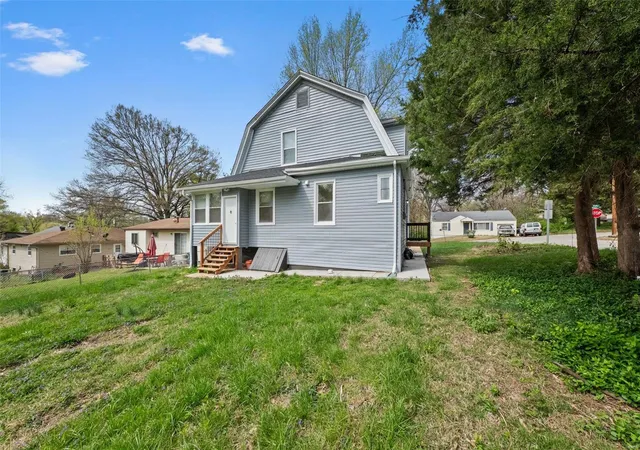 22nd image of 236 Georgia Ave, Saint Louis, MO 63135 | MLS# 25024798