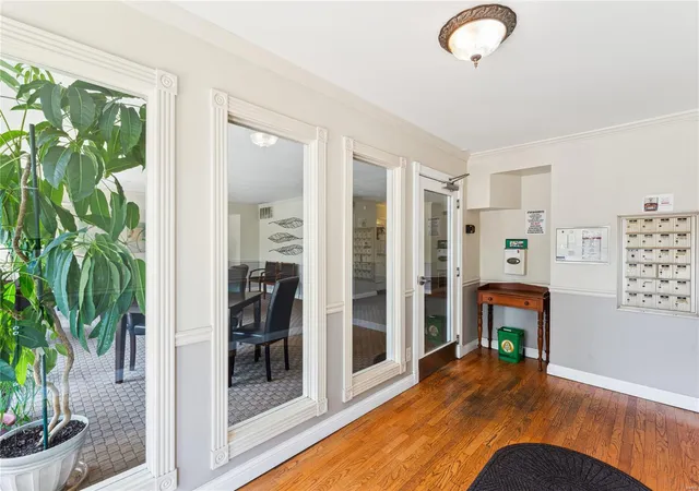 Photo 1 of Condo for sale at 8631 Old Bonhomme Rd #1G, Saint Louis, MO 63132 | MLS# 25025069 | Listing updated on 2025-04-24