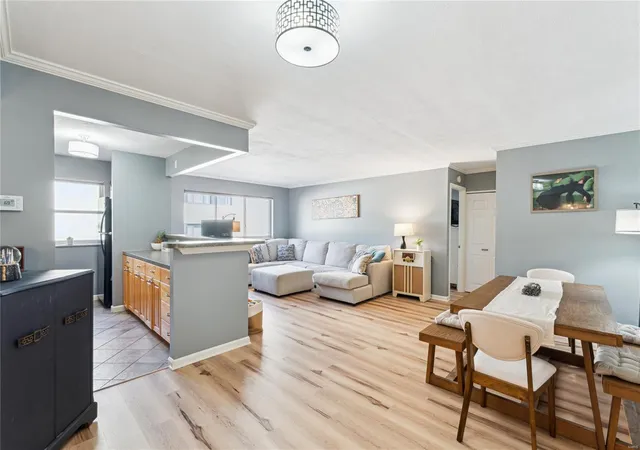 Photo 4 of Condo for sale at 8631 Old Bonhomme Rd #1G, Saint Louis, MO 63132 | MLS# 25025069 | Listing updated on 2025-04-24