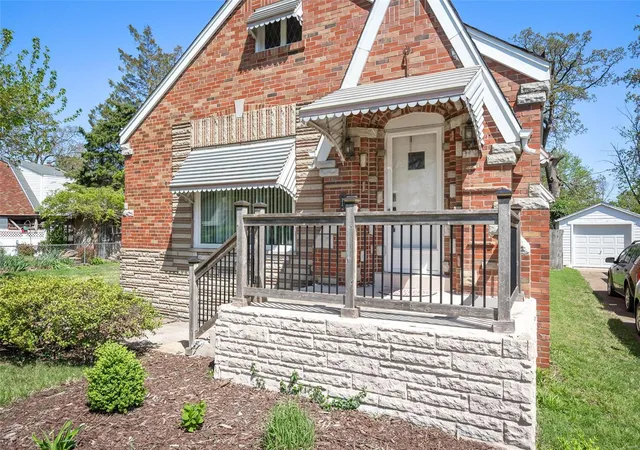 Photo 3 of Single family home for sale at 9012 Rosemary Ave, Saint Louis, MO 63123 | MLS# 25025147 | Listing updated on 2025-04-23
